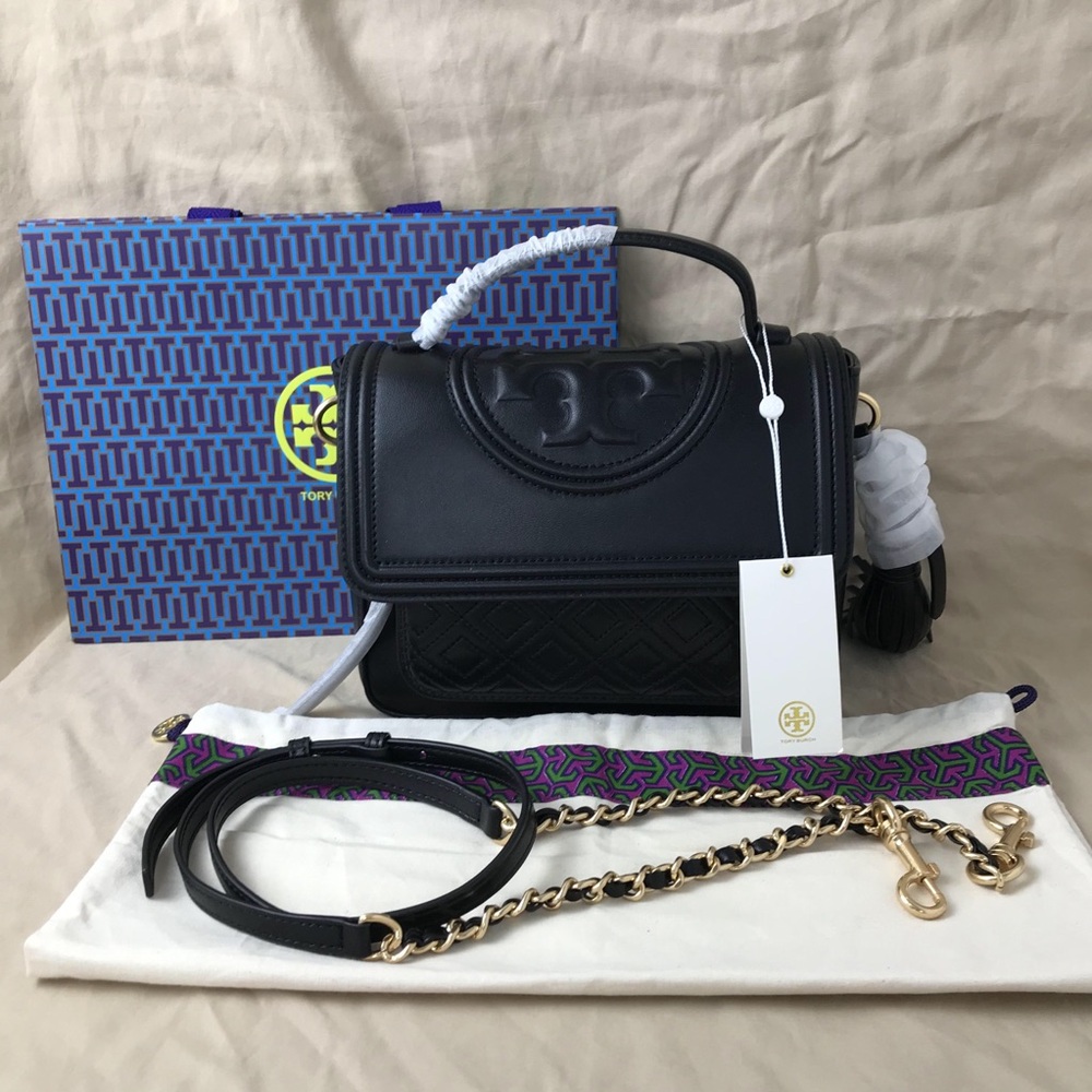 Brand new! Tory Burch Soft Fleming Convertible Shoulder Bag IN BLACK